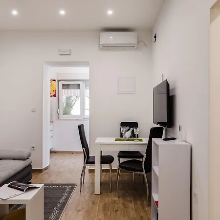 Martha Daire Dubrovnik