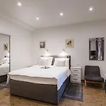 Martha Apartmán